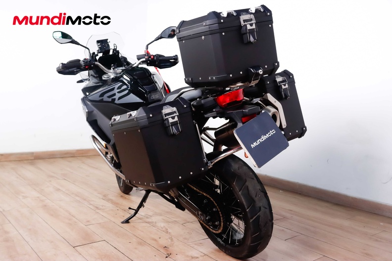 Motorbike image 6