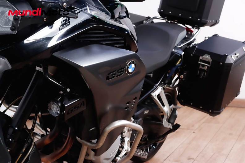 Motorbike image 8