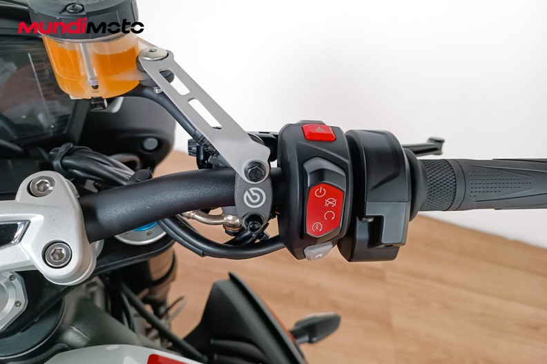 Motorbike image 12