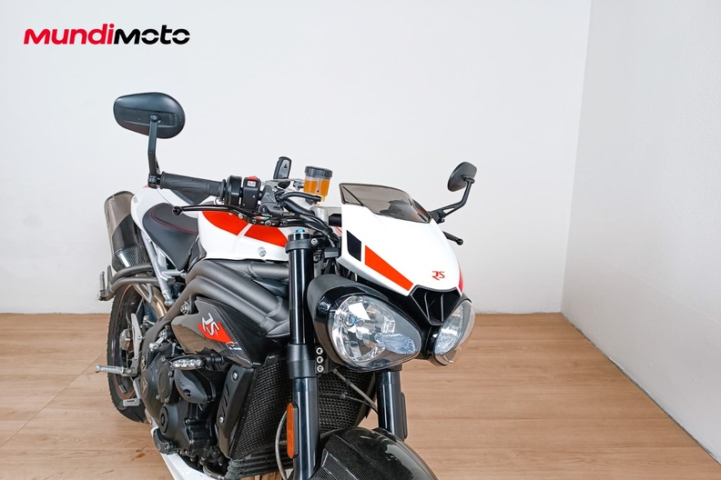 Motorbike image 4