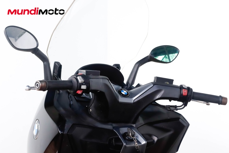 Motorbike image 10
