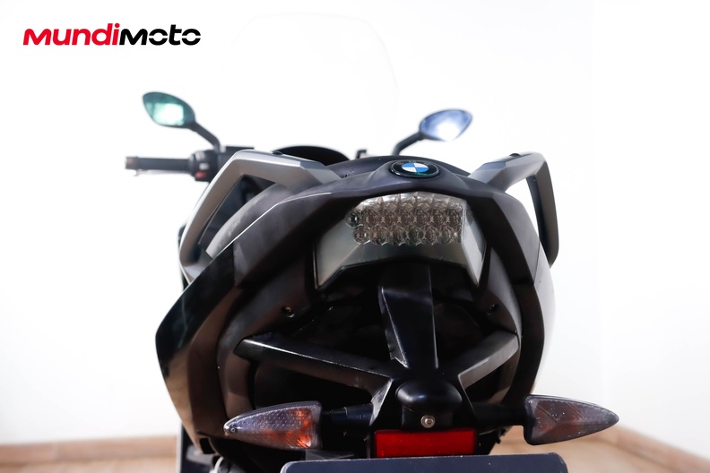 Motorbike image 9