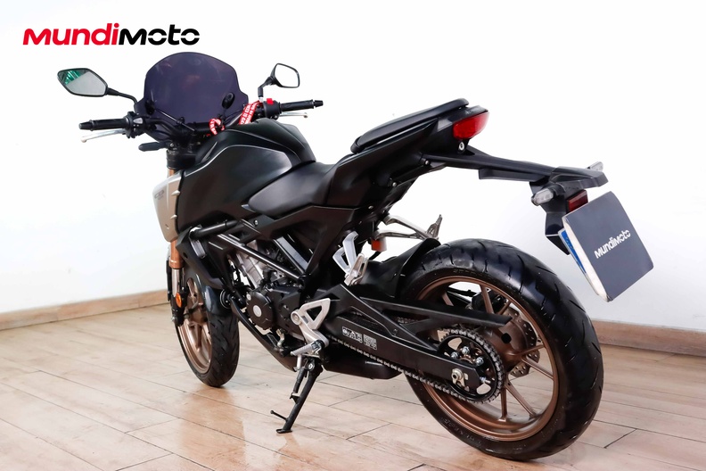 Motorbike image 6