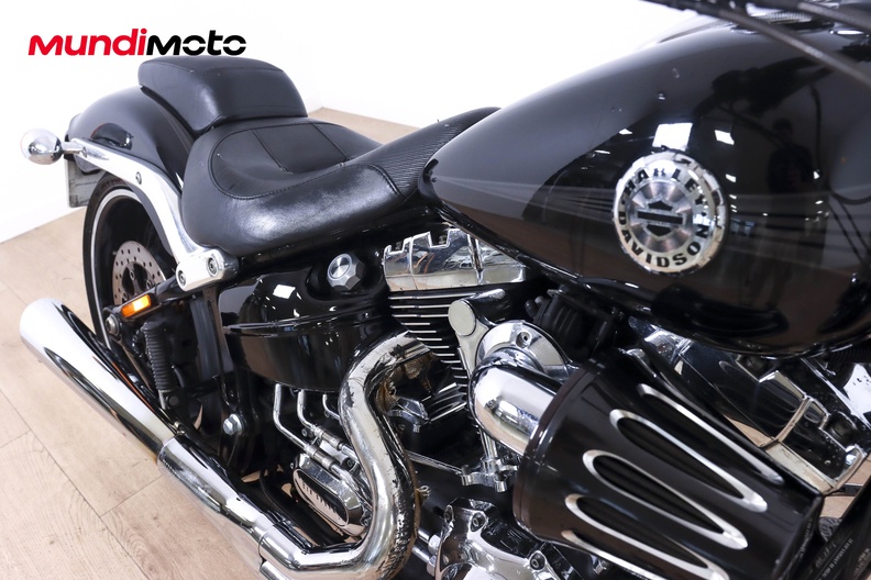 Motorbike image 13