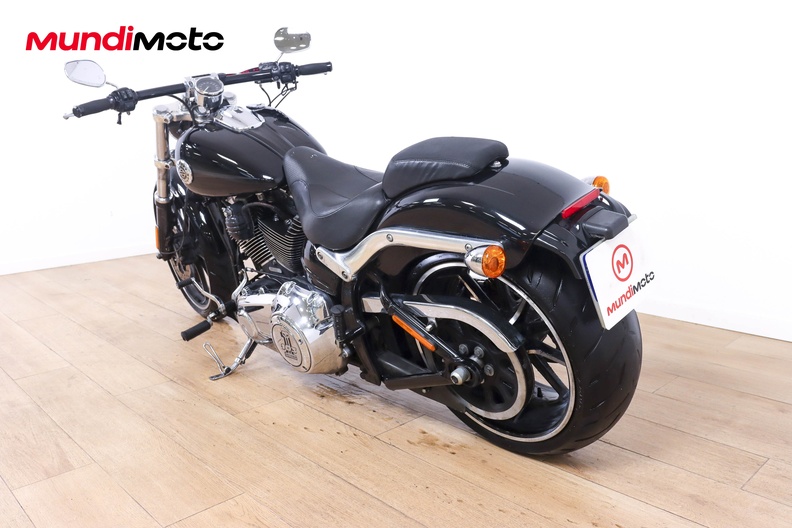 Motorbike image 6