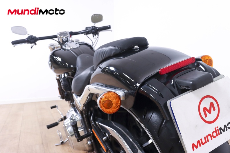 Motorbike image 9