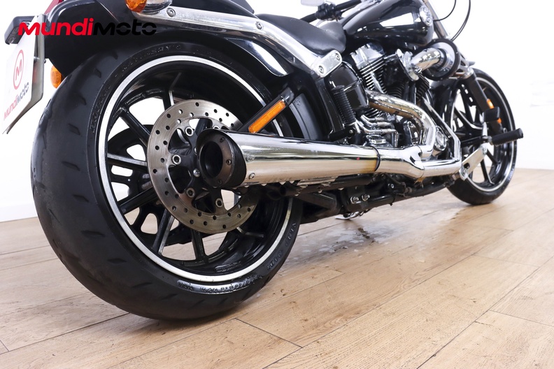 Motorbike image 3