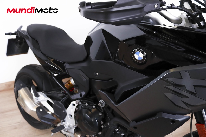Motorbike image 13