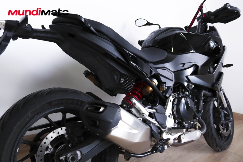 Motorbike image 3