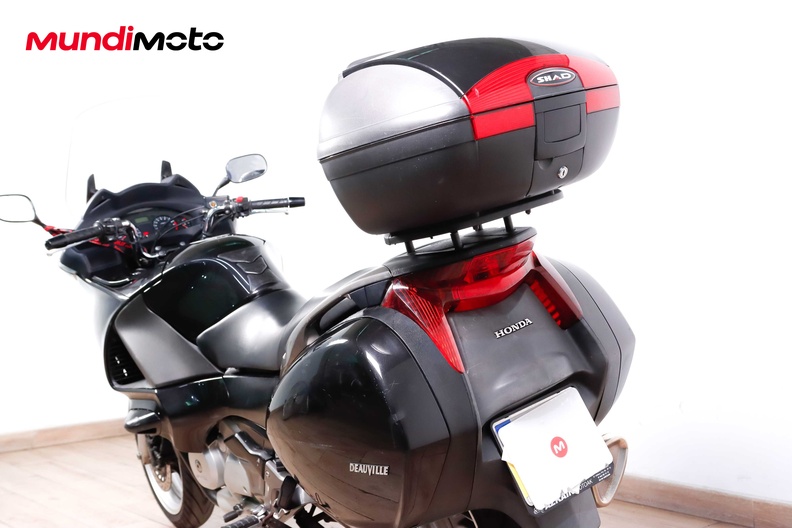 Motorbike image 9