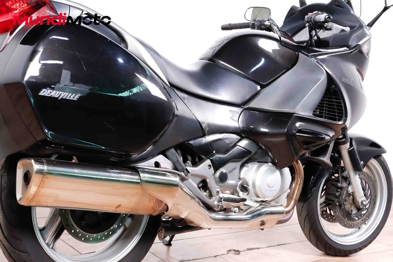 Motorbike image 3