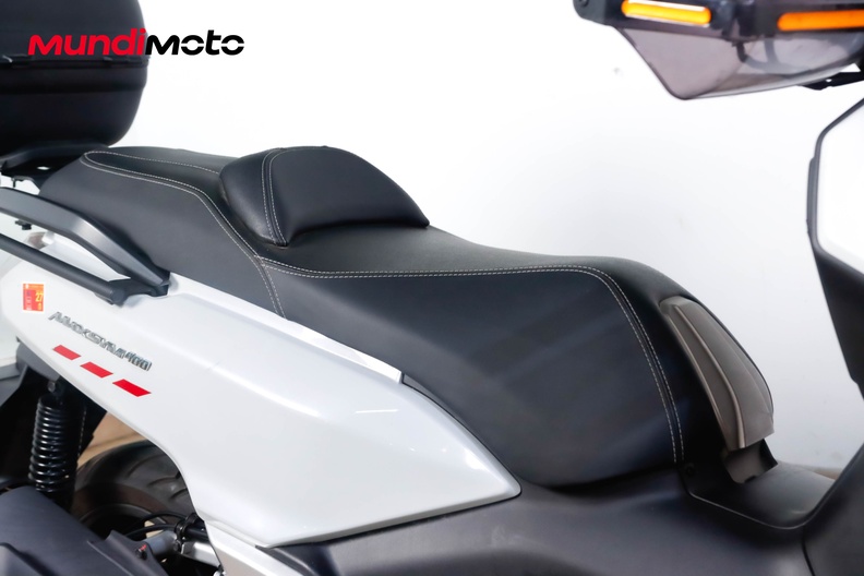 Motorbike image 13