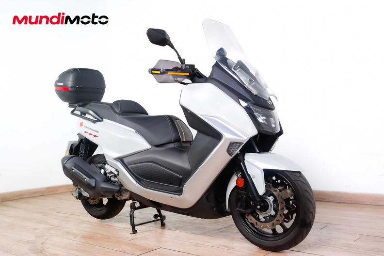 Motorbike image 1