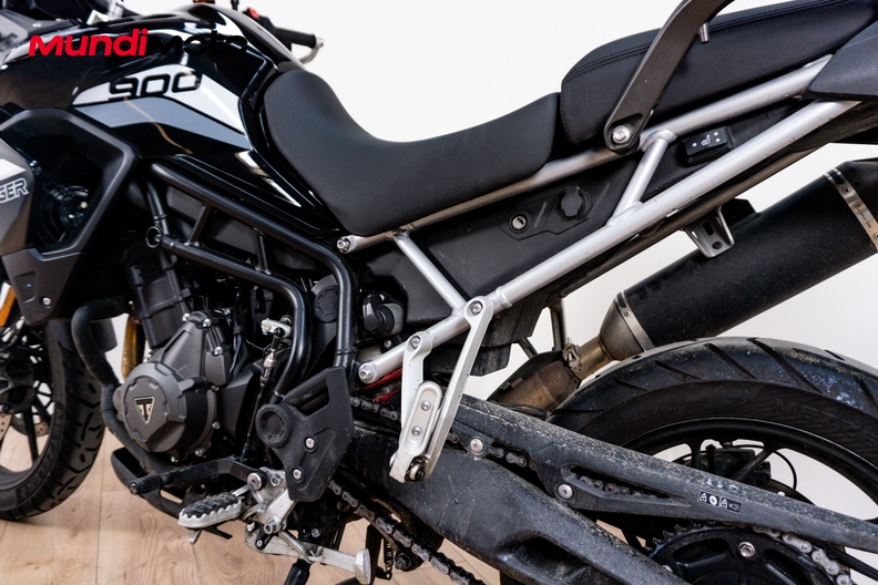 Motorbike image 8