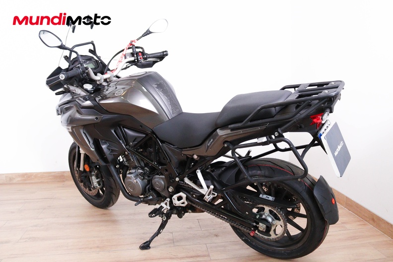 Motorbike image 7
