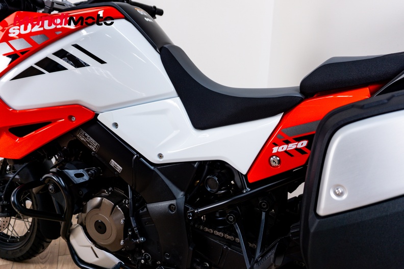 Motorbike image 8