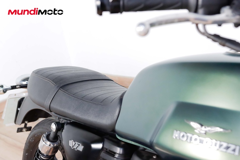 Motorbike image 13