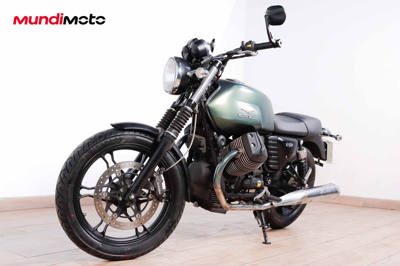 Motorbike image 7