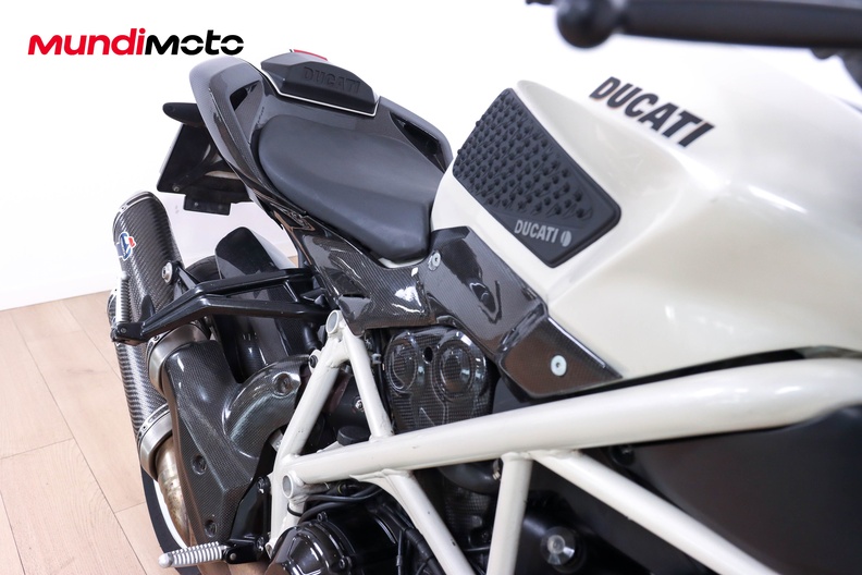 Motorbike image 13