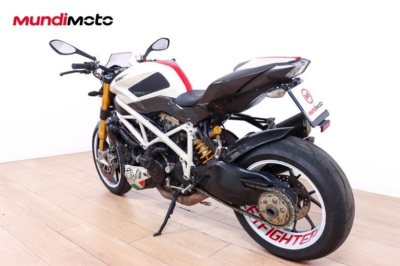 Motorbike image 7