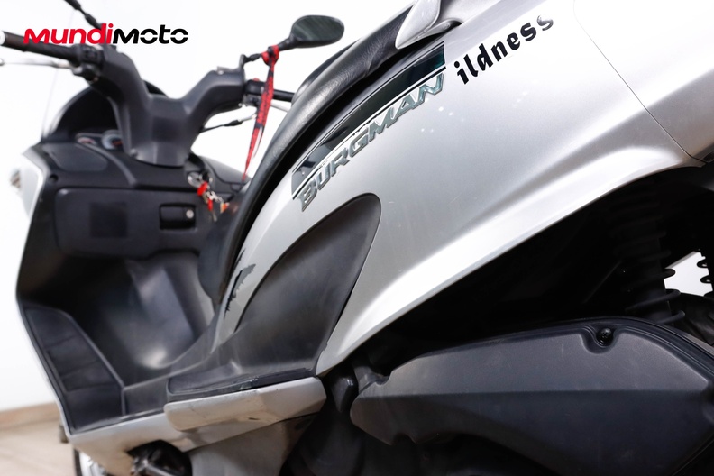 Motorbike image 8