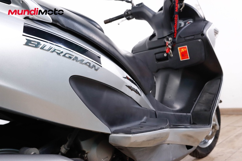 Motorbike image 3