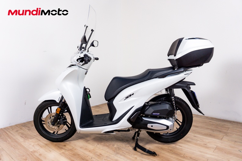 Motorbike image 5