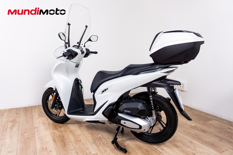Motorbike image 7