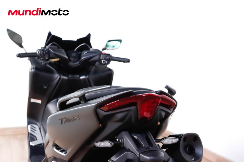 Motorbike image 9