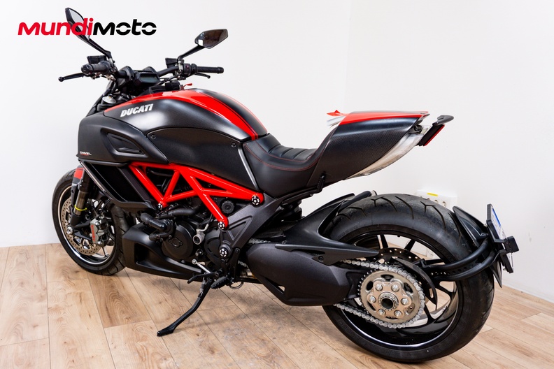Motorbike image 7