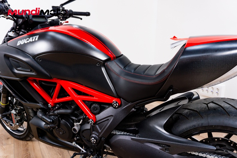 Motorbike image 8