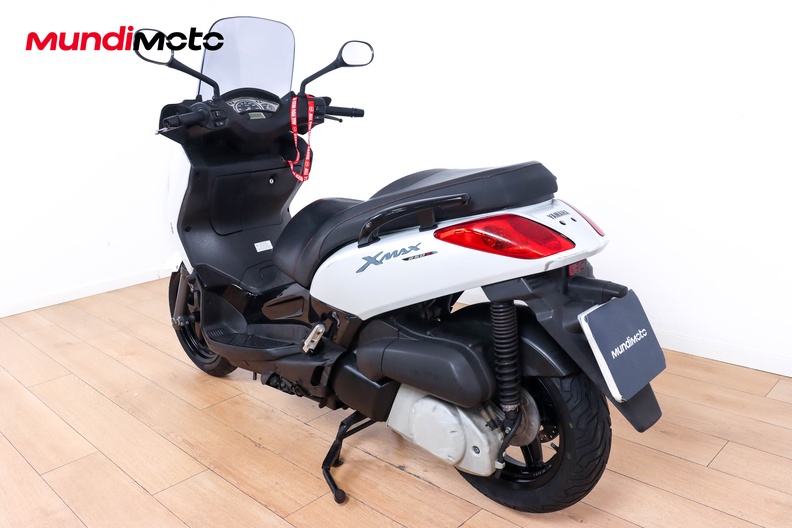 Motorbike image 6