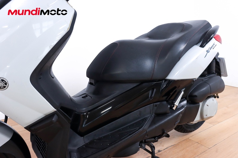 Motorbike image 8