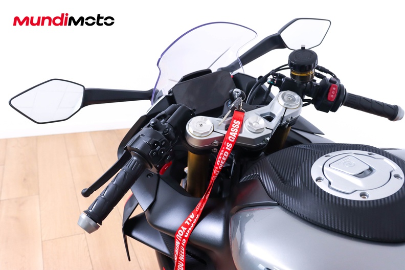 Motorbike image 10