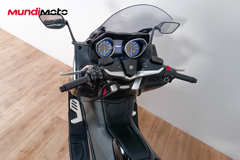 Motorbike image 10