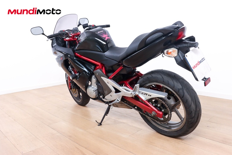 Motorbike image 7