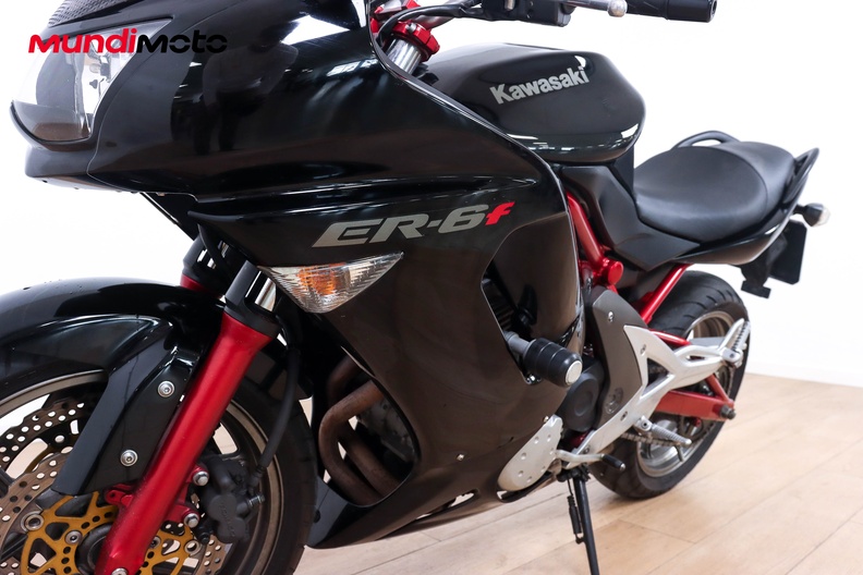 Motorbike image 9