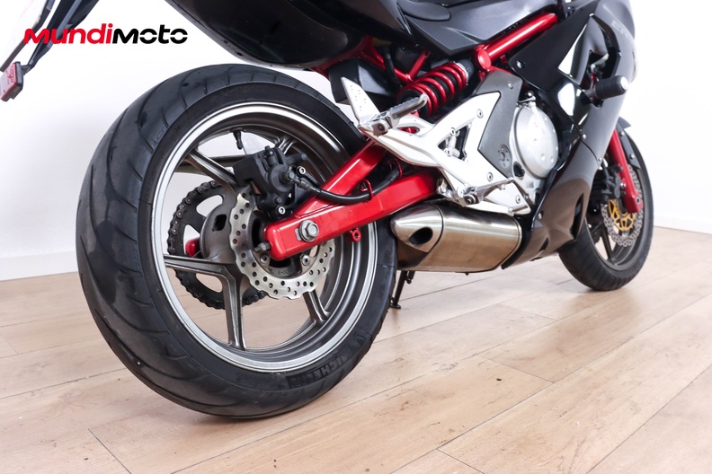 Motorbike image 3