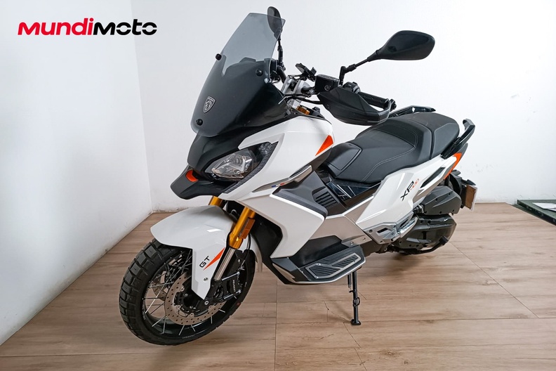 Motorbike image 6