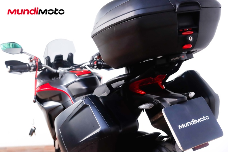 Motorbike image 9