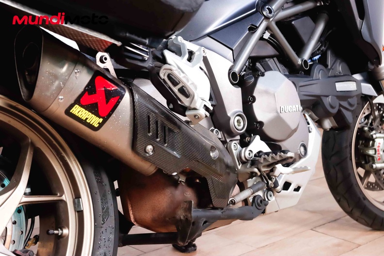 Motorbike image 3