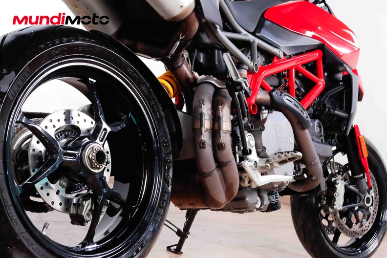 Motorbike image 3