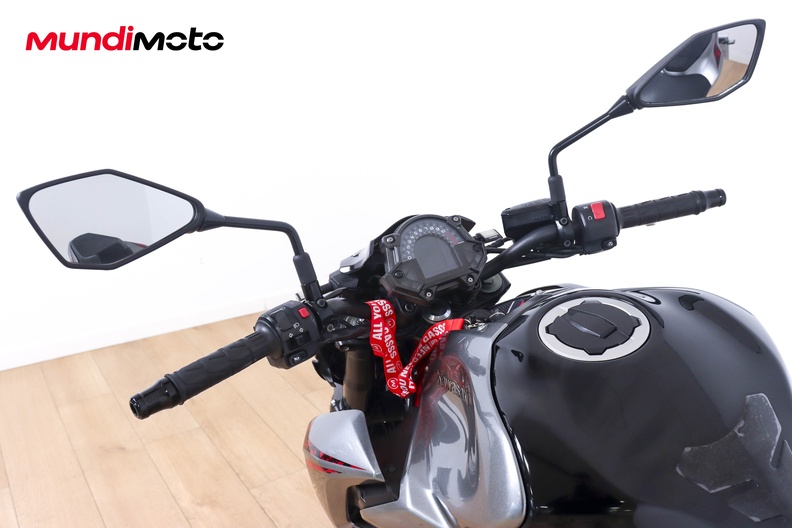 Motorbike image 10