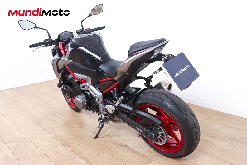 Motorbike image 6