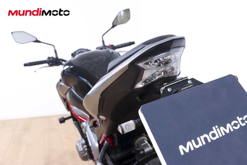 Motorbike image 9