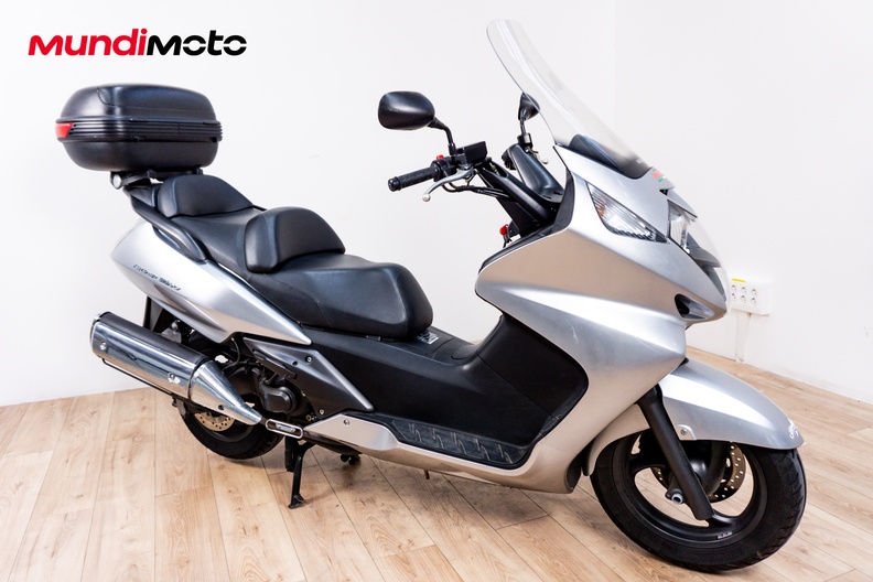 Motorbike image 1