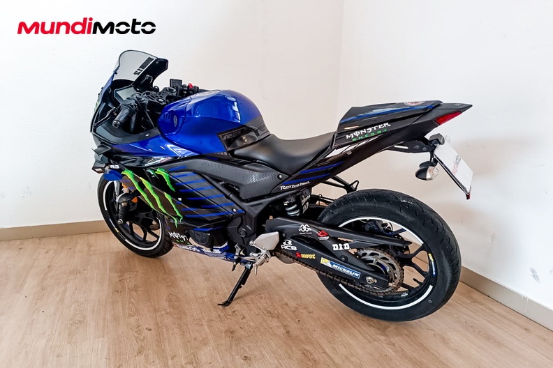 Motorbike image 7