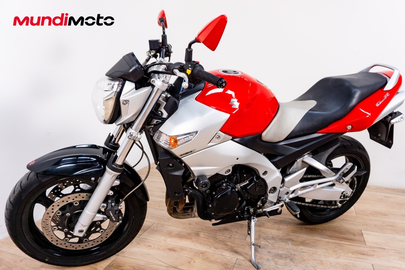 Motorbike image 6