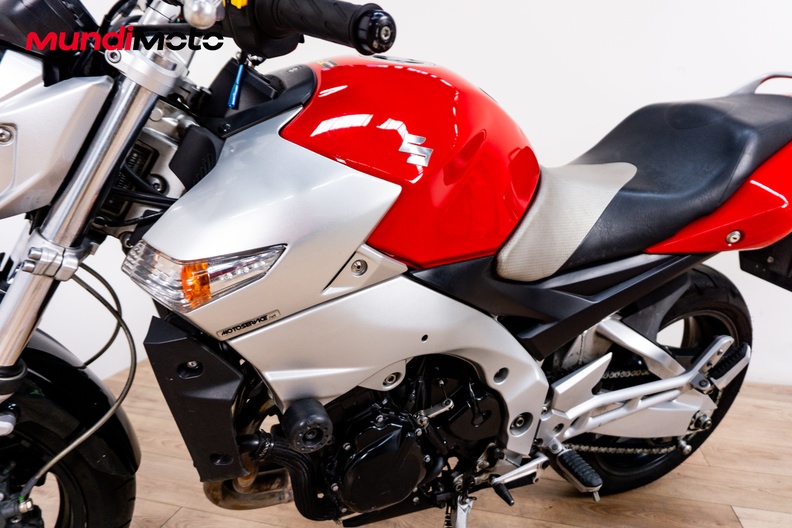 Motorbike image 9