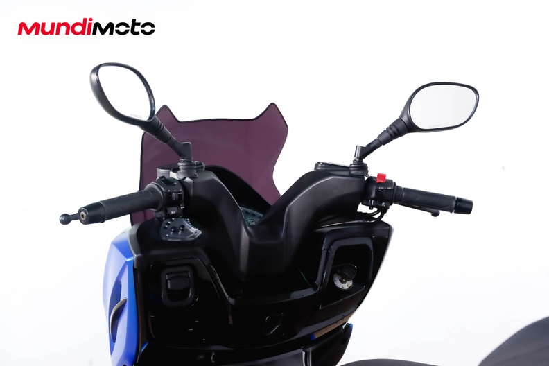 Motorbike image 10